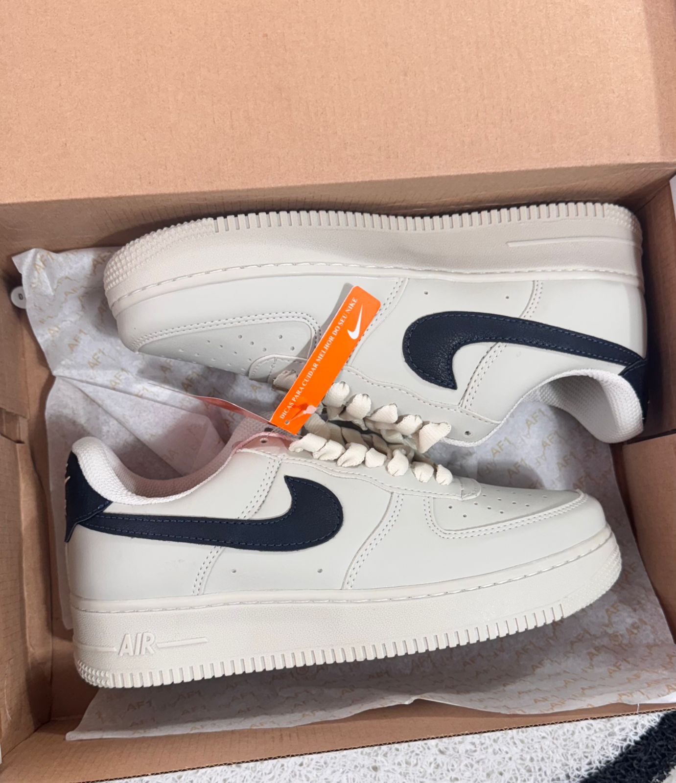 AIR FORCE 1 BRANCO/PRETO