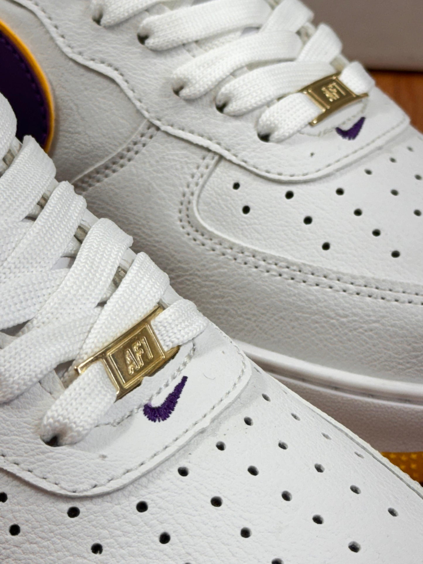 AIR FORCE 1 EDIÇÃO LAKERS