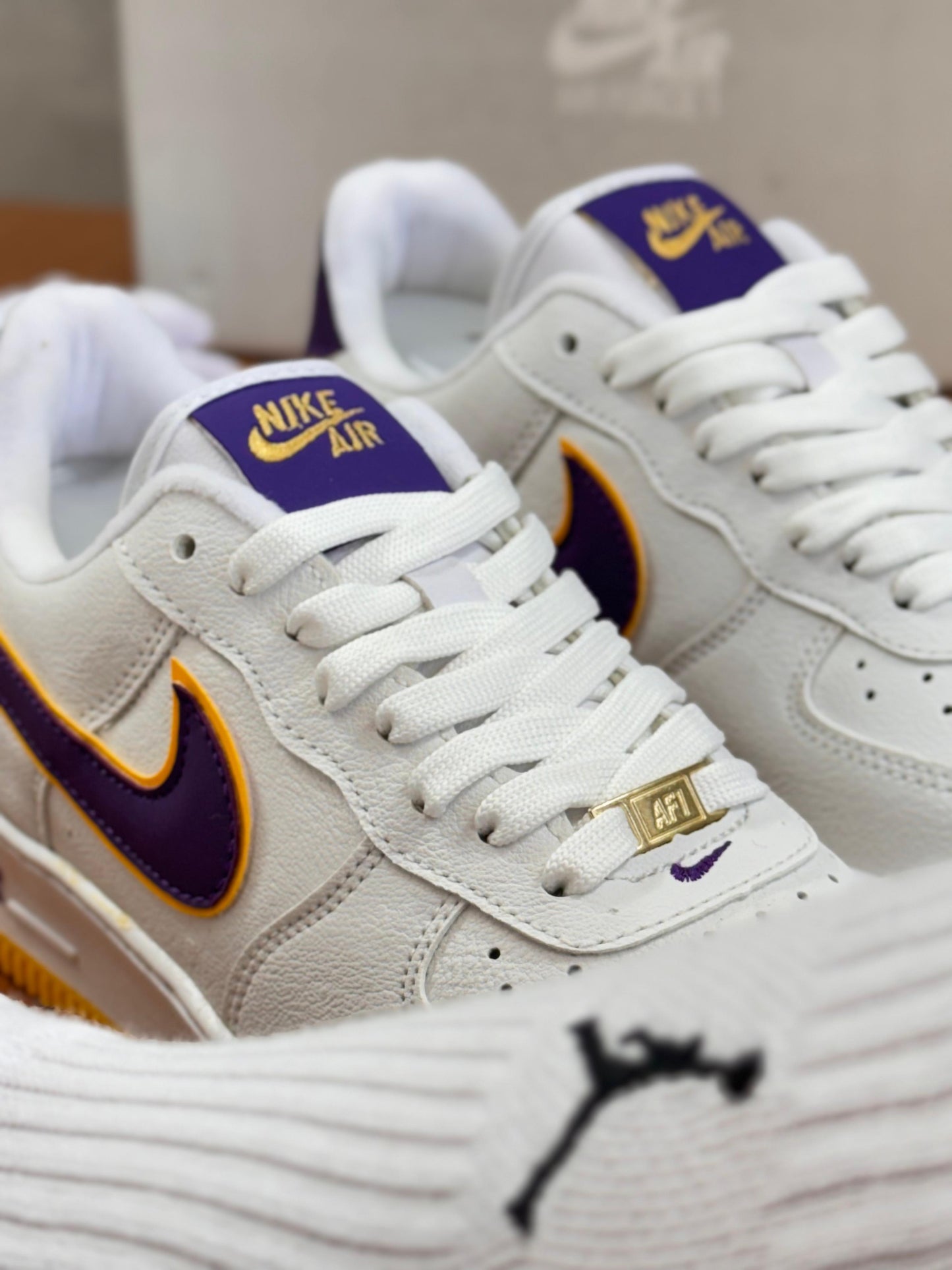 AIR FORCE 1 EDIÇÃO LAKERS