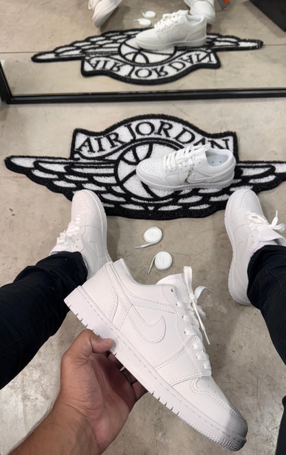 AIR JORDAN 1 LOW BRANCO